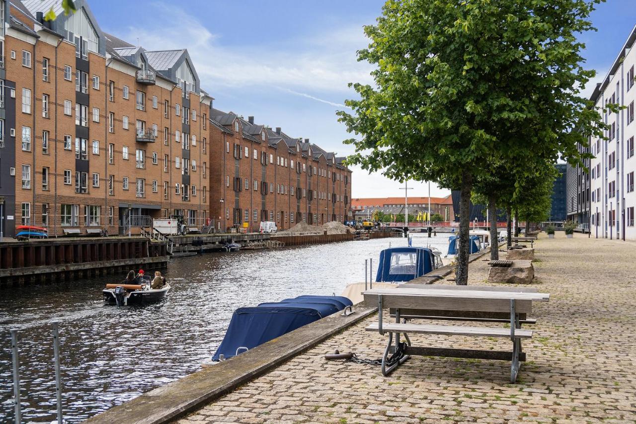 Scandi-Hygge 2 Bedroom Apartment In Charming Christianshavn 哥本哈根 外观 照片